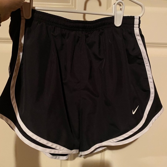 Nike Pants - EUC NIKE! dri-fit shorts